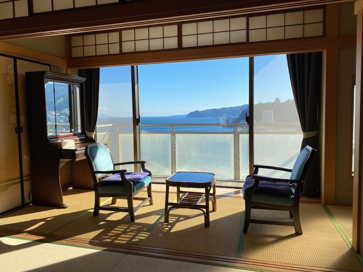 Atami Onsen Guest House Megumi Экстерьер фото